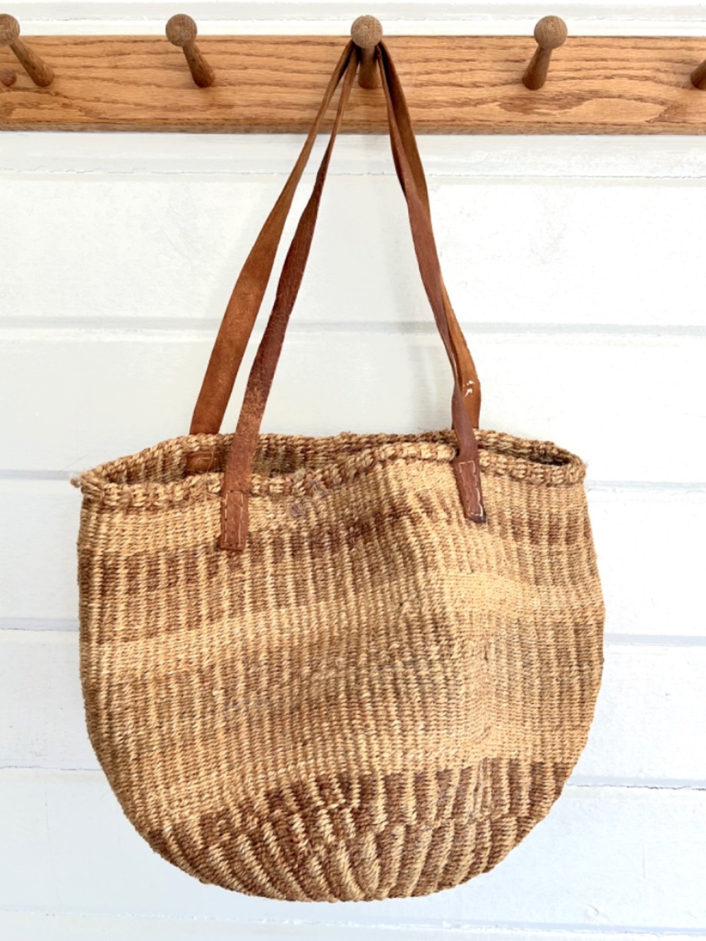 Vintage Woven Sisal African Market Bag in Tan/Brown Tones